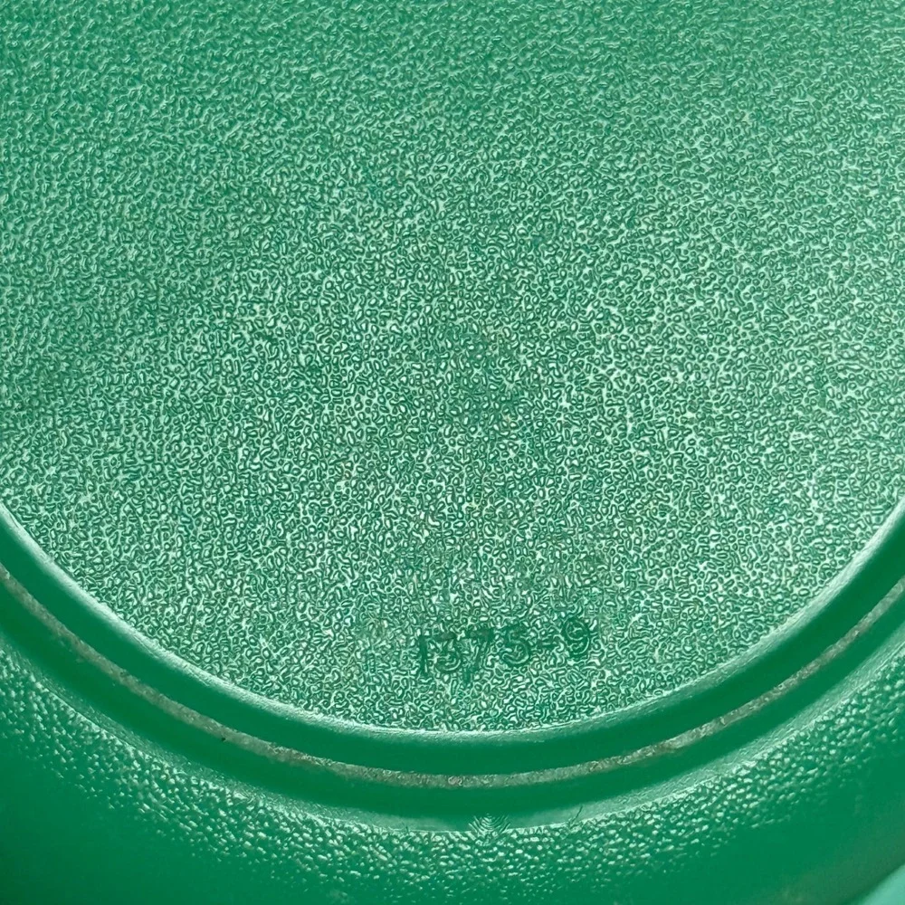 Vintage Tupperware 1376-15 Green Cheese Grater Storage Container With Lid